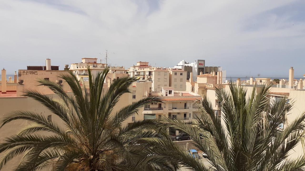 Amplio Piso Al Lado De La Playa En Nerja Leilighet Eksteriør bilde
